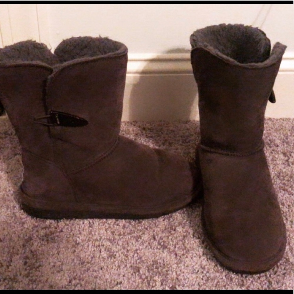 Bear paw (brand) Women’s “Rosie” Boots